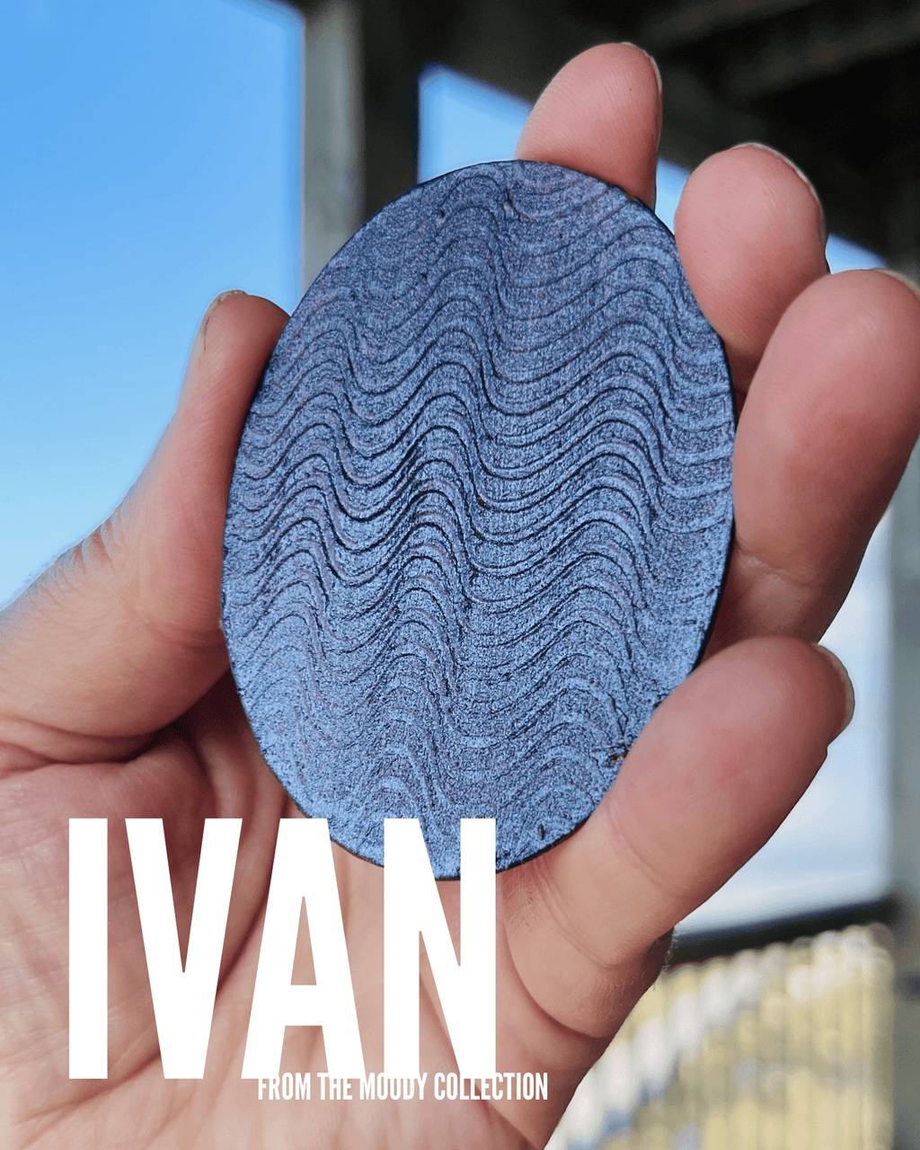 IVAN Tanglewood Sue-per Moody Shifter Metallic Wax